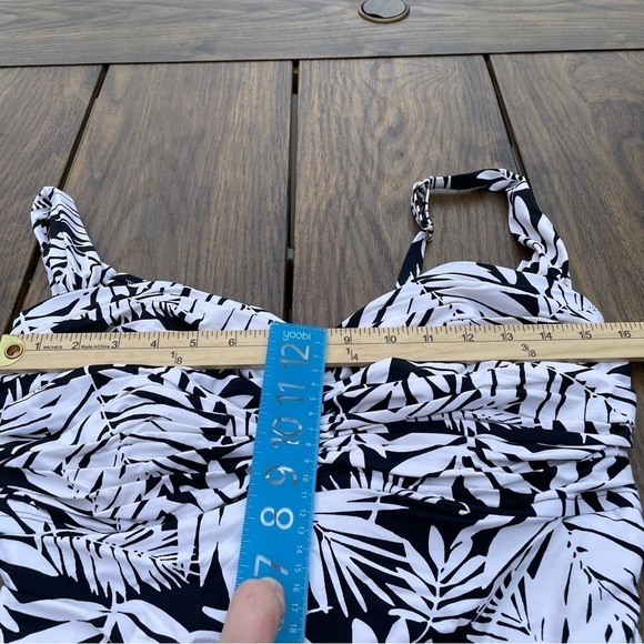 Bleu by Rod Beattie Plus Size Urban Oasis Printed One-Piece Swimsuit  16 W - Picture 10 of 13